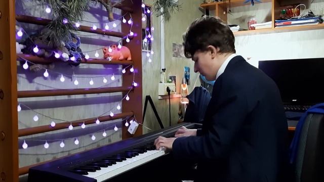 Играю для своих гостей на пианино и флейте на праздновании моего Дня Рождения смотреть онлайн