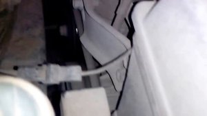 Бензиновый мотор стрекочет как трактор