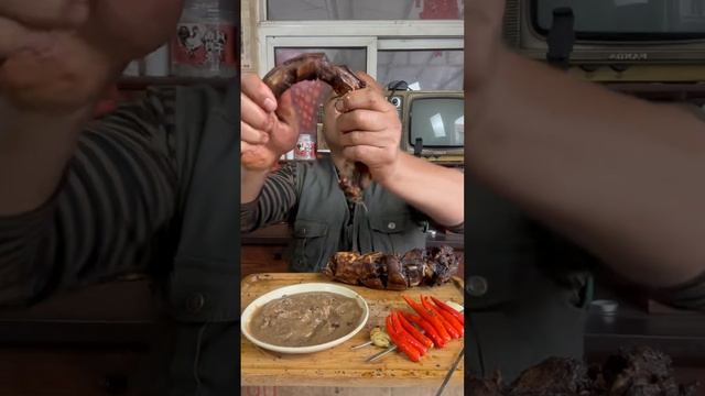 Savoring Grilled Oxtail: A Delectable Delight | 烤牛尾 | 구운 소 꼬리 맛보기: 맛있는 대행복"