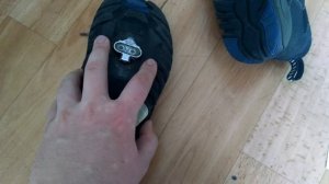 Как правильно установить шипы на контактную обувь