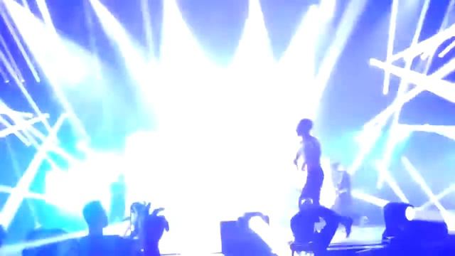 Saturn x Morgenshern - Cristal & МОЁТ (rock remix) (КЛИП) смотреть онлайн