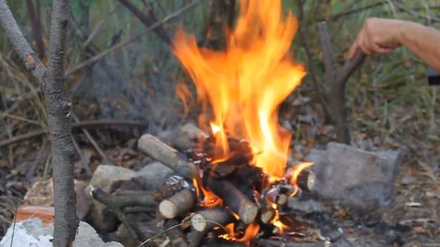 Вело поход в лес.ПВД-2020. Мясо в казане на костре. смотреть онлайн