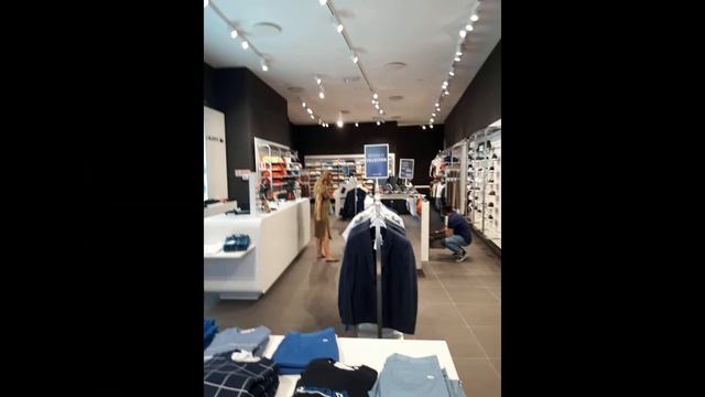 Аджира   Sicilia Outlet Village Италия 1