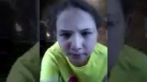 Смотрю как сестра переодиваеться