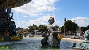 Париж / Франция /Площадь Согласия ( Place de la Concorde) Фонтаны