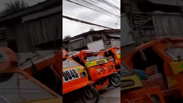 Many tricycles in Butuan City Philippines смотреть онлайн