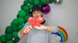 Как сделать бант из воздушного шара / How to make a balloon bow