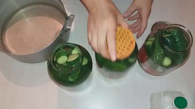 Консервированные ПОМИДОРЫ И ОГУРЦЫ НА ЗИМУ! АССОРТИ. МОЙ ЛЮБИМЫЙ РЕЦЕПТ. смотреть онлайн