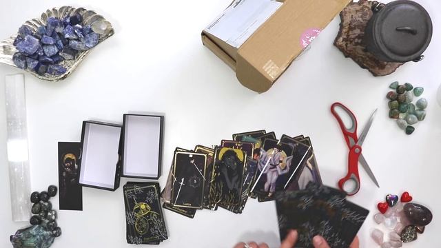 Solaris Tarot #Unboxing (Star Wars-Inspired Tarot Deck!) #tarot #oracle #tarotdeck #oracledeck