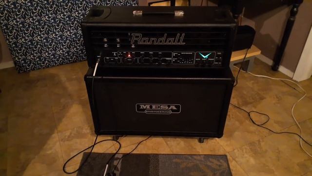 Mesa Boogie 2×12 Cab and Randall V2 смотреть онлайн