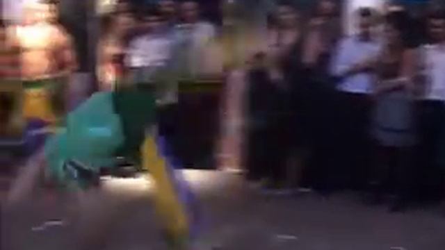 BLOOPER CAPOEIRA! смотреть онлайн