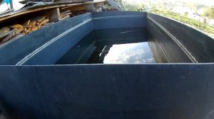 Самодельный металлический бак из листового метала на 4 куба.