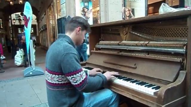 Linkin Park - Numb (Piano Version) Dortmund Fußgängerzone смотреть онлайн