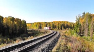 "Осень золотистая". Тепловоз ТЭП70БС-291 с пригородным поездом Ижевск   Балезино