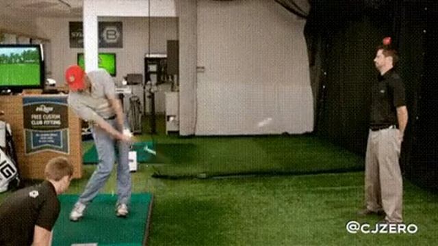 У мужика стальные яйца | ЖЕСТЬ смотреть онлайн