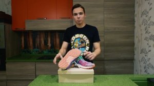 Обзор Pharell NMD Hu “Holi Festival” | Что там написано?