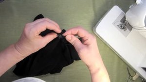 DIY Уменьшить Растянутую Горловину Футболки❗️Reduce Stretchy T-Shirt Neckline❗️Reducción la gargant