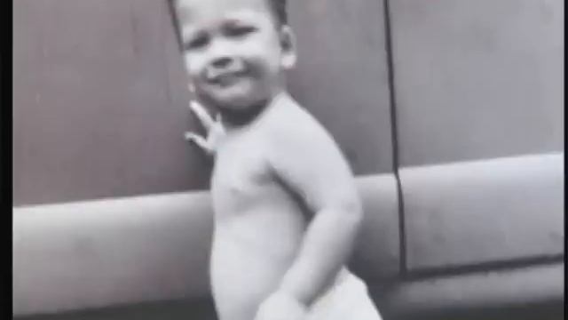 Swayze Family смотреть онлайн