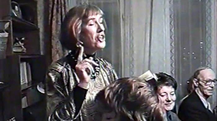"Еще не вечер" (запись 1998 г.). Поют Людмила Титова и Лидия Васильева (аккомпанемент).