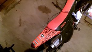 Клеим винил на питбайк Irbis TTR 125