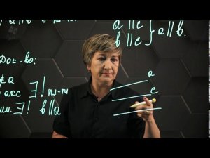 Параллельность прямых. 10 класс.