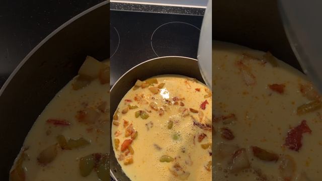 Омлетик с помидорами и кабачками.#рекомендации #едаирецепты #завтрак? #блоггер #едимвкусно #осень?