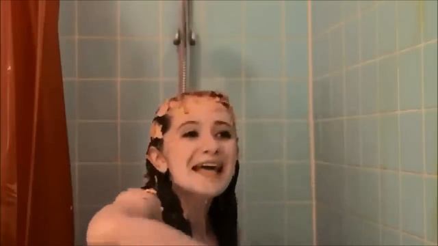 Пародия на клип Бритни Спирс - Toxic.