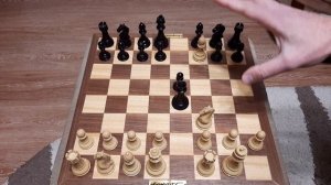 Пешка приманка ловит Ферзя и ставит мат в начале партии. Как легко выиграть в шахматы. Ловушка.
