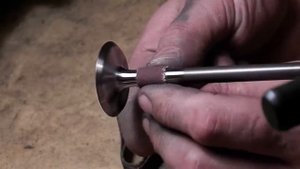 Увеличение мощности двигателя часть-4 клапана и сёдла.