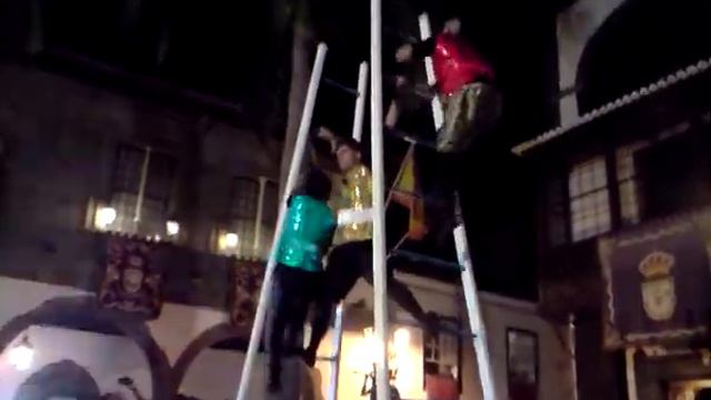 Acróbatas en Santa Cruz de La Palma (Bajada de la Virgen 2010) смотреть онлайн