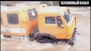 ОПАСНЫЕ ДОРОГИ СЕВЕРА! ЗИМНИК. ГРУЗОВИКИ ПО БЕЗДОРОЖЬЮ