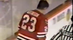 Bob Probert vs Stu Grimson (Chicago Feed) - Apr 12, 1992