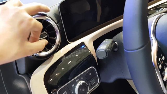 MERCEDES BENZ A CLASS SEDAN REVIEW | BETTER THAN AN AUDI A3 SEDAN? смотреть онлайн