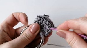 Классная вязаная ручка для сумки из тонкого шнураКлассная вязаная ручка для сумки из тонкого шнура