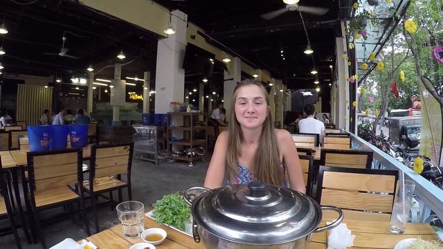 ВЬЕТНАМСКАЯ ЕДА. ГОТОВИМ САМИ ХОТ ПОТ смотреть онлайн