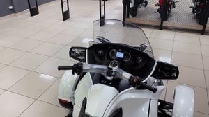 2011 BRP Can-Am RD Spyder