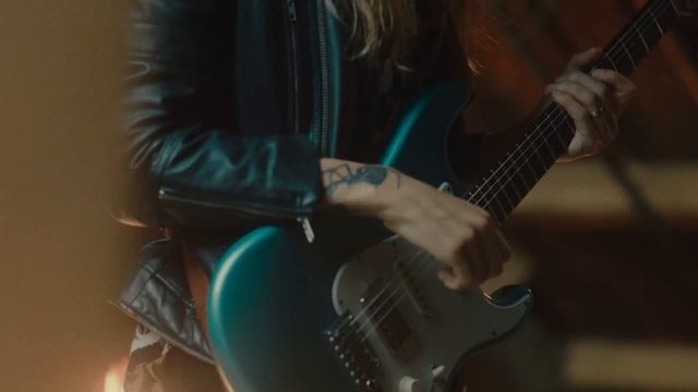 Nick Johnston - Silver Moon Rising смотреть онлайн