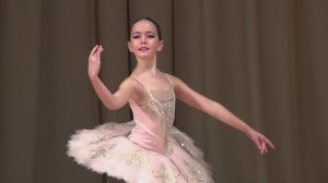 Вариация с колокольчиками Авдеева Екатерина Детская школа балета «Маленькая балерина»