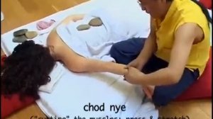 Тибетский массаж Ку Нье. Доктор Нида Ченагцанг.