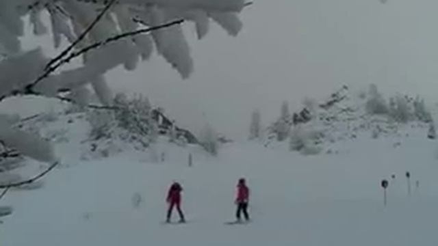 Skiing in Marilleva Folgarida - Trentino - Italy смотреть онлайн