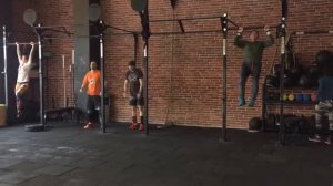 Сдача норматива, подтягивания максимум за 2 минуты