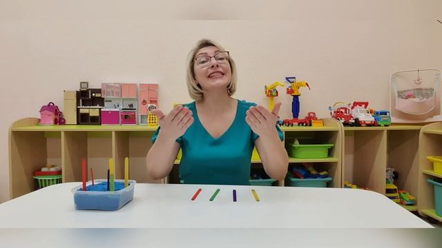 Юлия Дерябкина, педагог Школы № 1359. Авторская игра «Квадрат» (слова и музыка Ю. Дерябкиной) смотреть онлайн