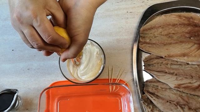 Рулетики из скумбрии на мангале Вкусный маринад для скумбрии гриль