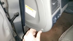 Volvo S60 fuse boxes