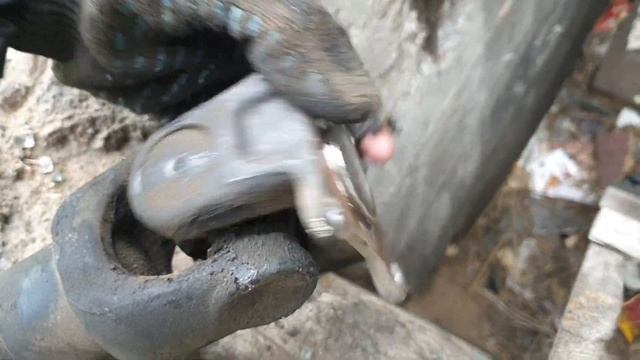 Закусывание крестовины карданного вала Prado120 смотреть онлайн