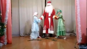 сценка Дед Мороз и пришельцы