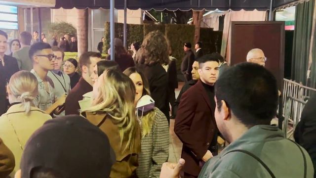 Christian Slater Is The Man Of The Hour At The Willow Premiere With Rachel Bilson смотреть онлайн