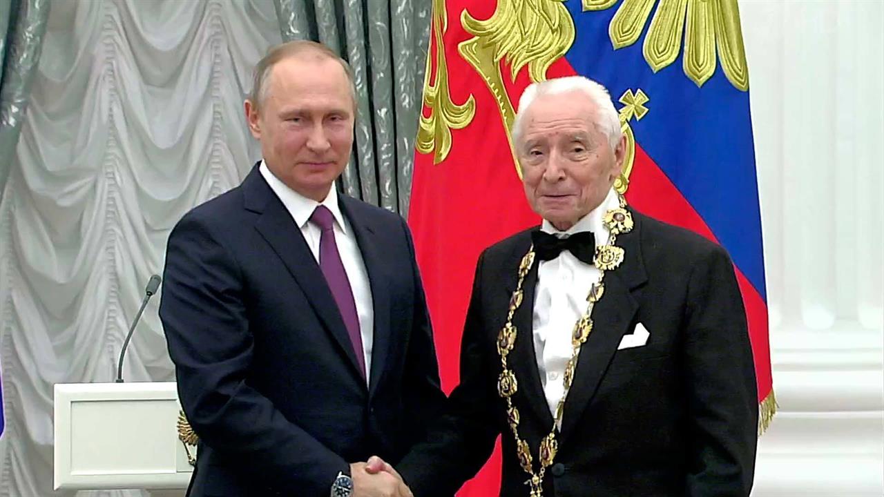 В Кремле вручили государственные награды выдающимся россиянам