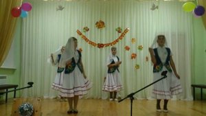 Татарский танец на осеннем бале (8 класс)