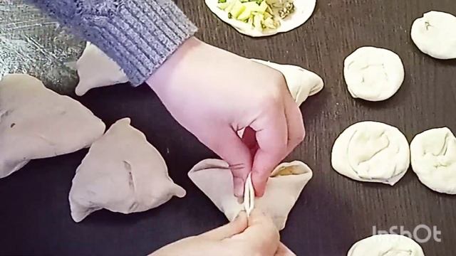 Влог//Хуришхои бахори/Самбусаи алафи/Салати хафтранг? смотреть онлайн